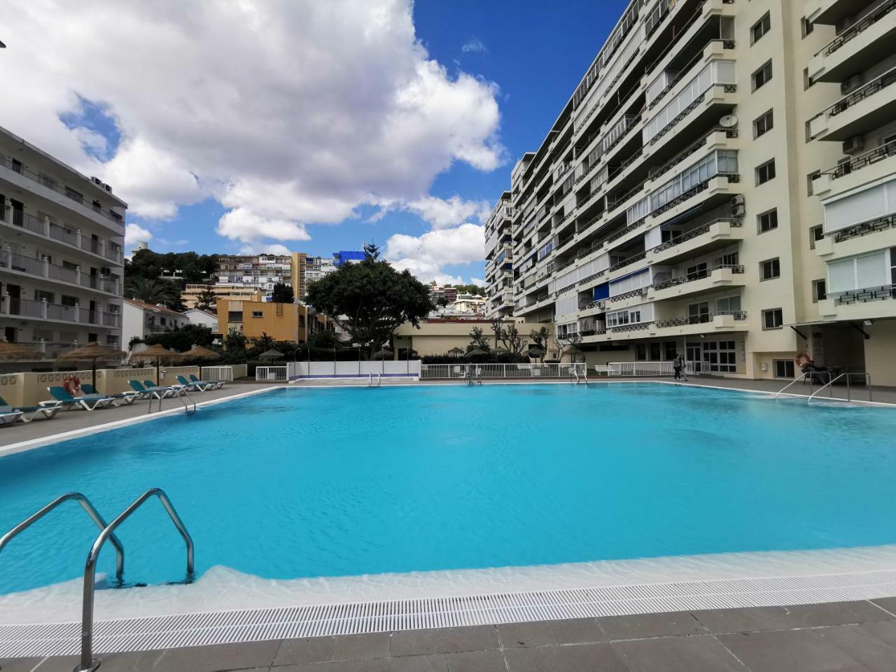 Apartamento Carihuela Торремолинос Экстерьер фото
